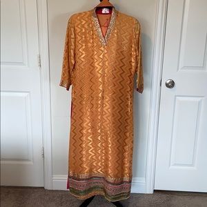 Women’s 3-Piece traditional Suit